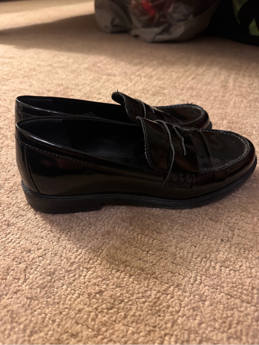 Marc Fisher women’s Ilithia Loafers - Picture 3 of 4